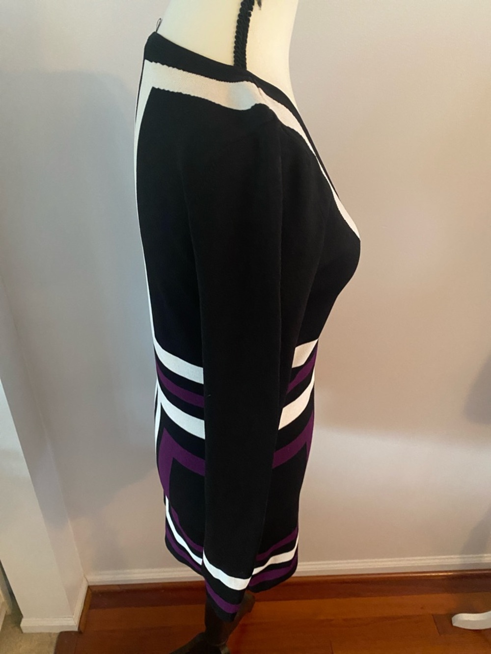 INC size small geometric pattern dress - Picture 3 of 5